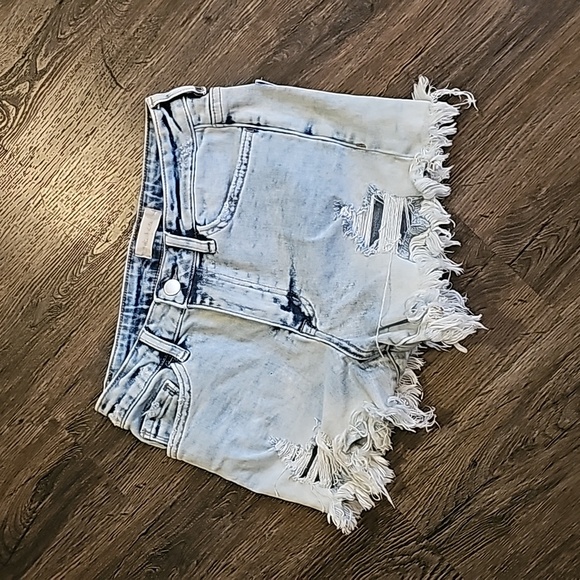 Altered state Women's jean shorts size S - Picture 1 of 4